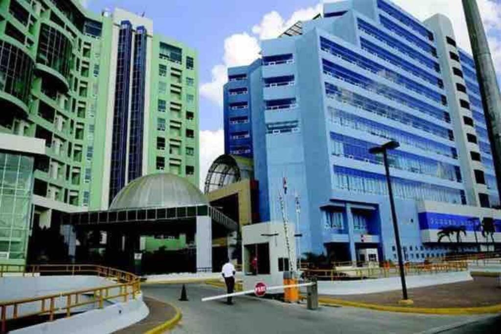 דירות Apartamento Detras Del Homs En Santiago De Los Caballeros Piso 1 מראה חיצוני תמונה
